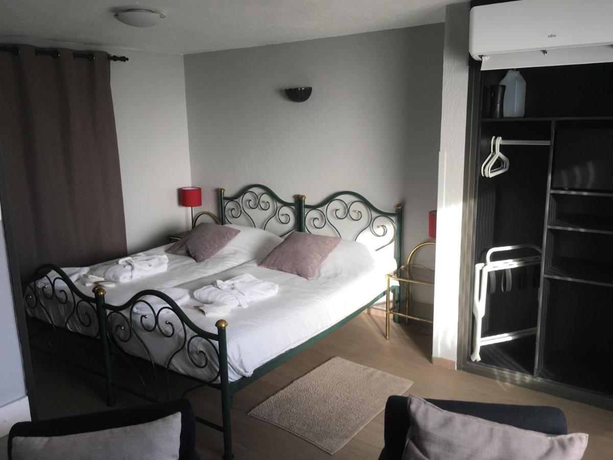 Tropical Hotel Дюрбюи Экстерьер фото