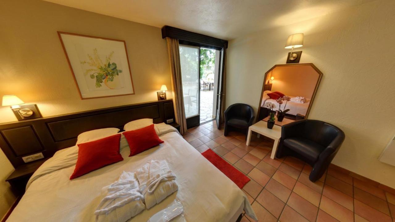Tropical Hotel Дюрбюи Экстерьер фото